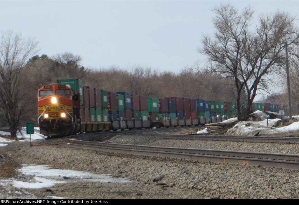 BNSF 4928 East